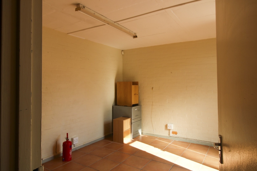 To Let Commercial Property for Rent in Maitland Western Cape